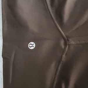 EUC - LULULEMON LEGGINGS